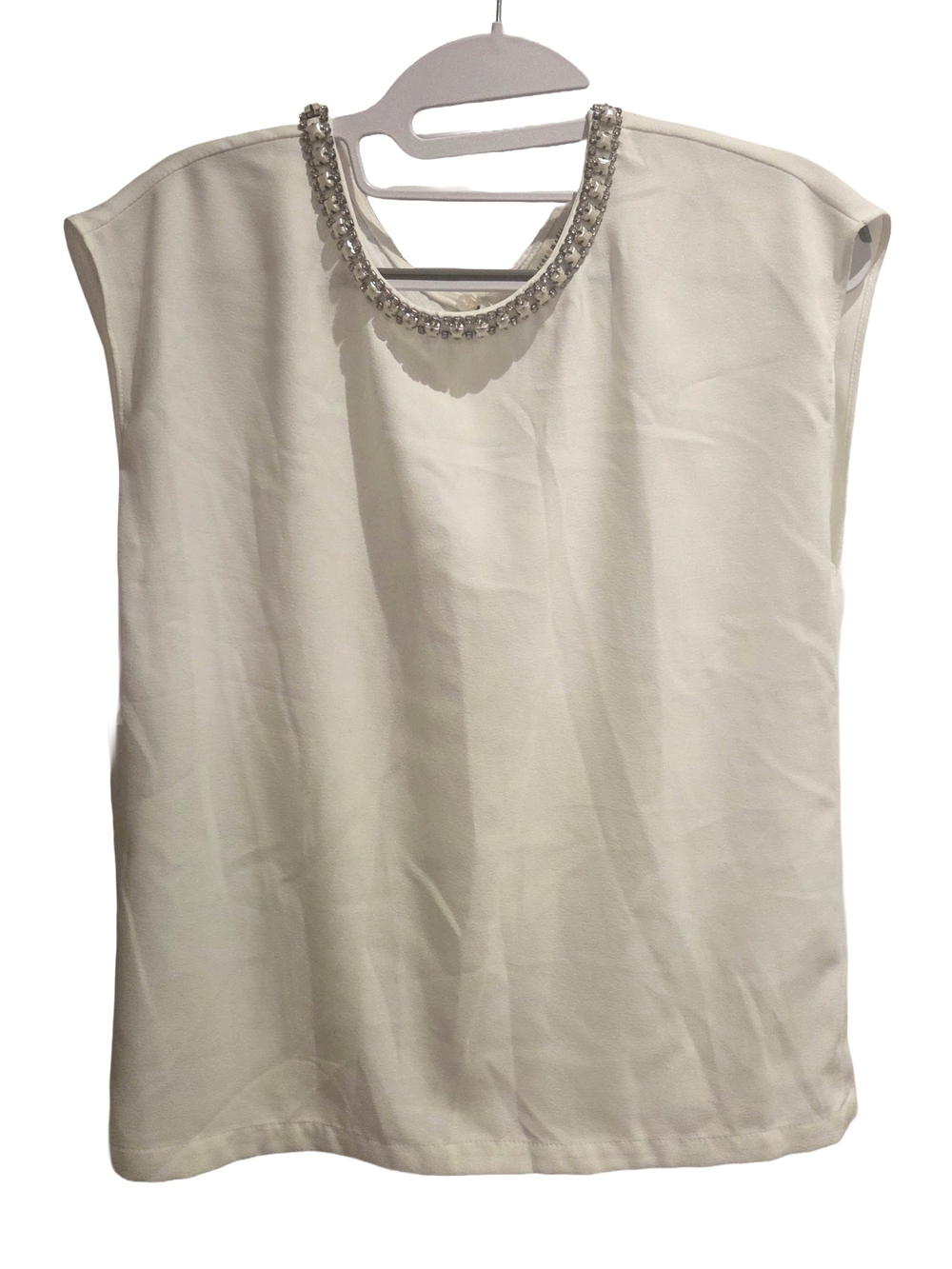 mercer & madison White Jeweled Neckline Sleeveless Blouse